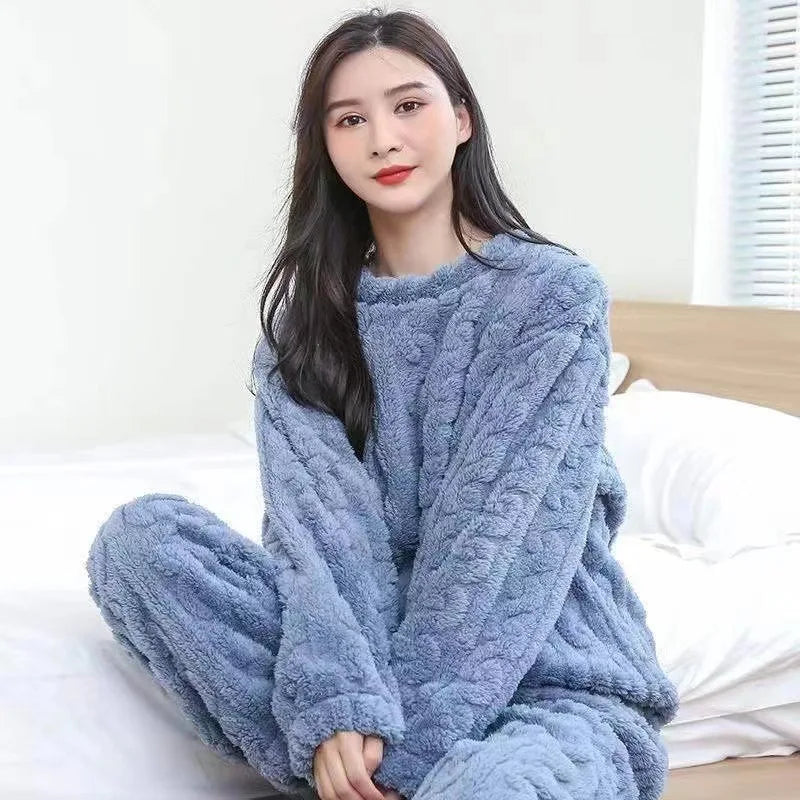 Cozy Core Flannel Sleep Set – Ultra-Soft Winter Loungewear