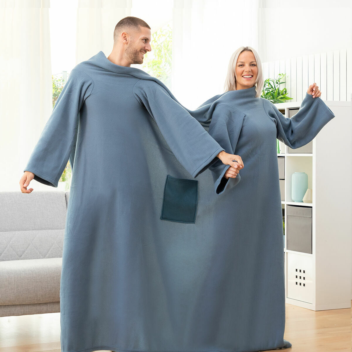 Cozy Double Couple  Pocket Comfort Blanket